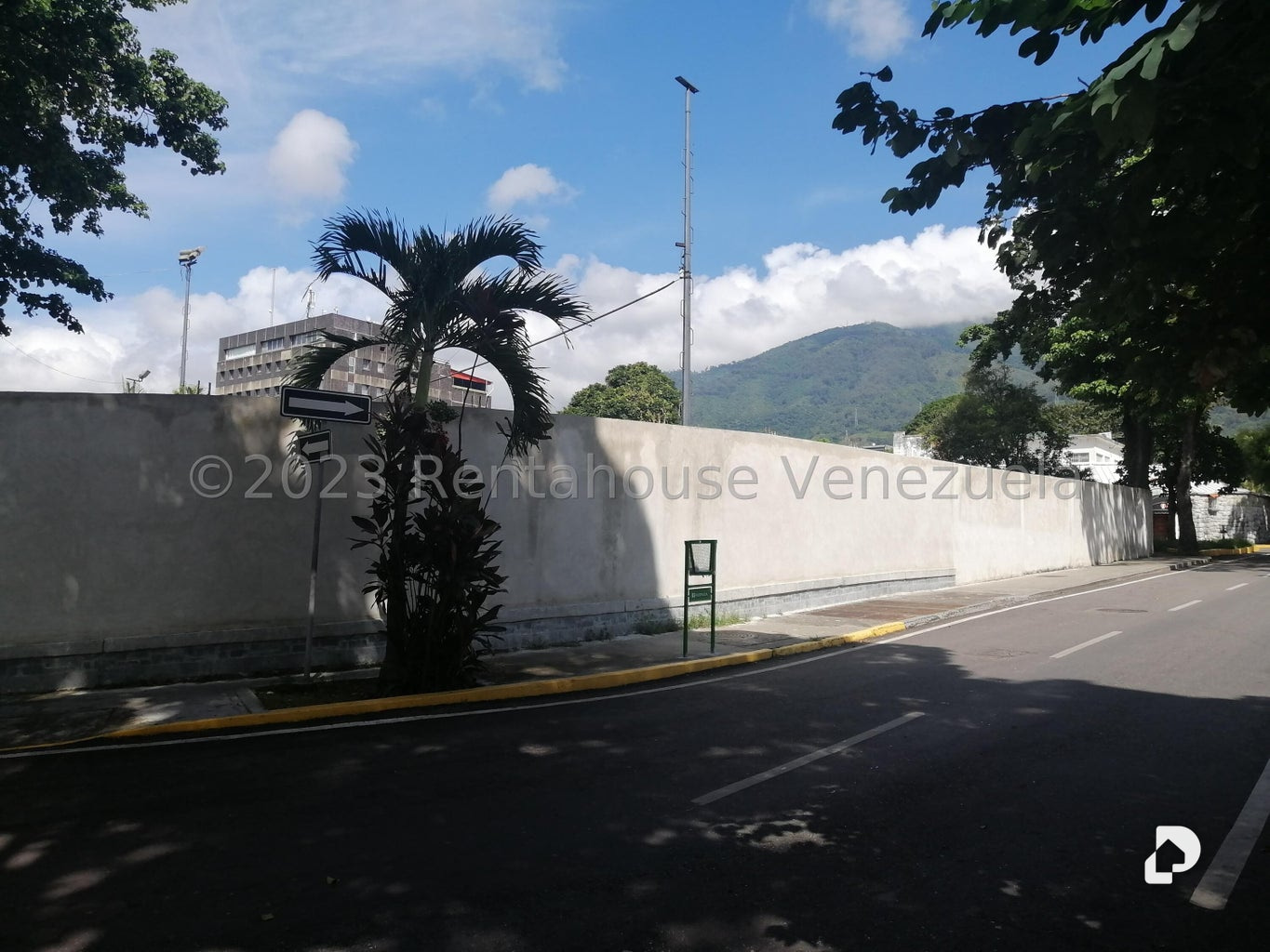 Terreno en El Bosque, Caracas – 5