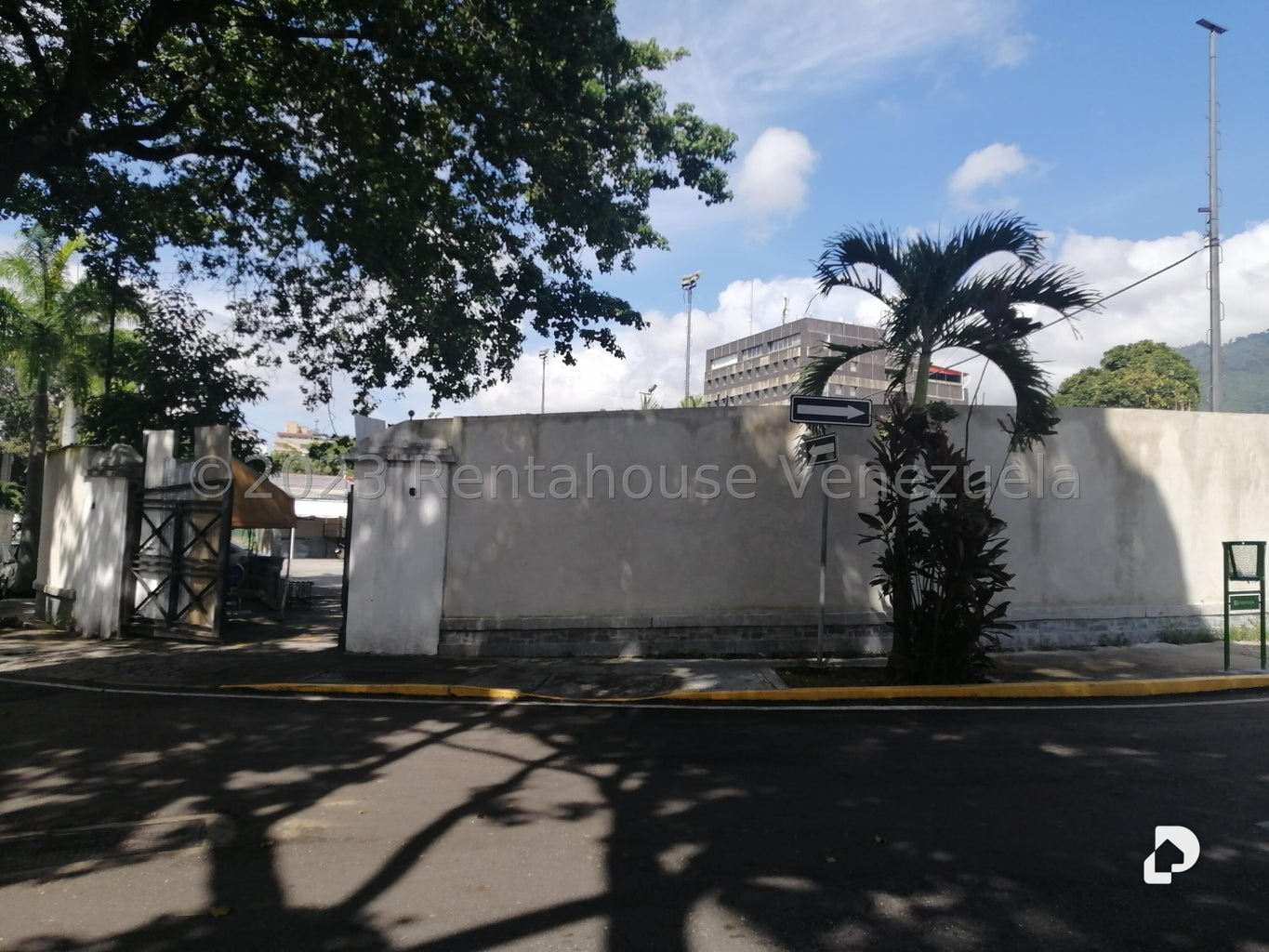 Terreno en El Bosque, Caracas – 4