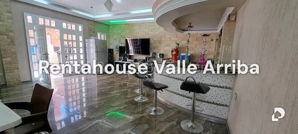 Casa en Colinas de Vista Alegre, Caracas – 24