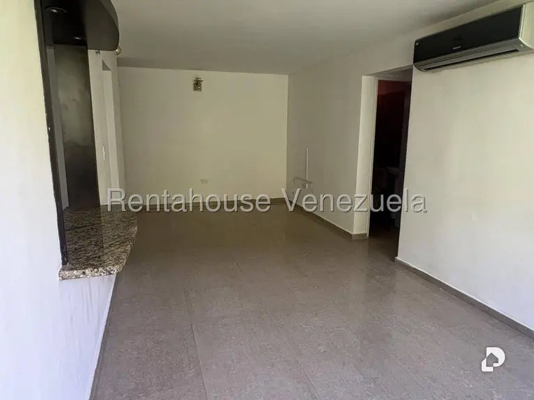 Apartamento en Colinas de La Tahona, Caracas – 4