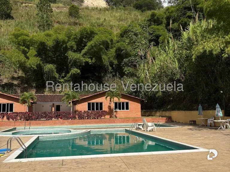 Apartamento en Colinas de La Tahona, Caracas – 1