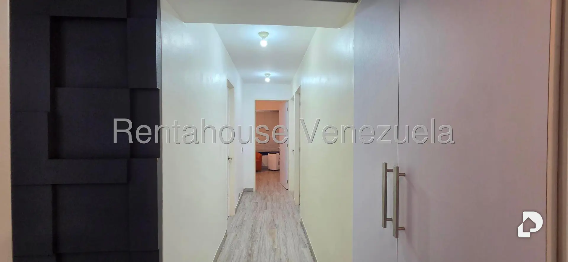 Apartment in Santa Rosa de Lima, Caracas – 16