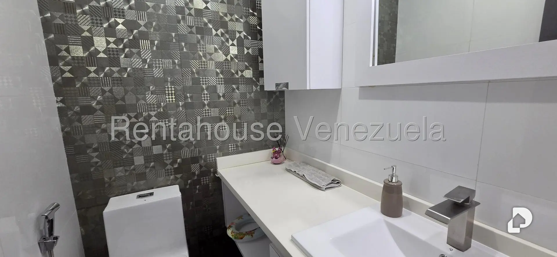 Apartment in Santa Rosa de Lima, Caracas – 20