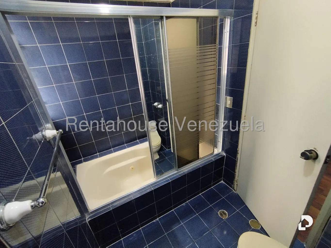 Apartamento en La Florida, Caracas – 34