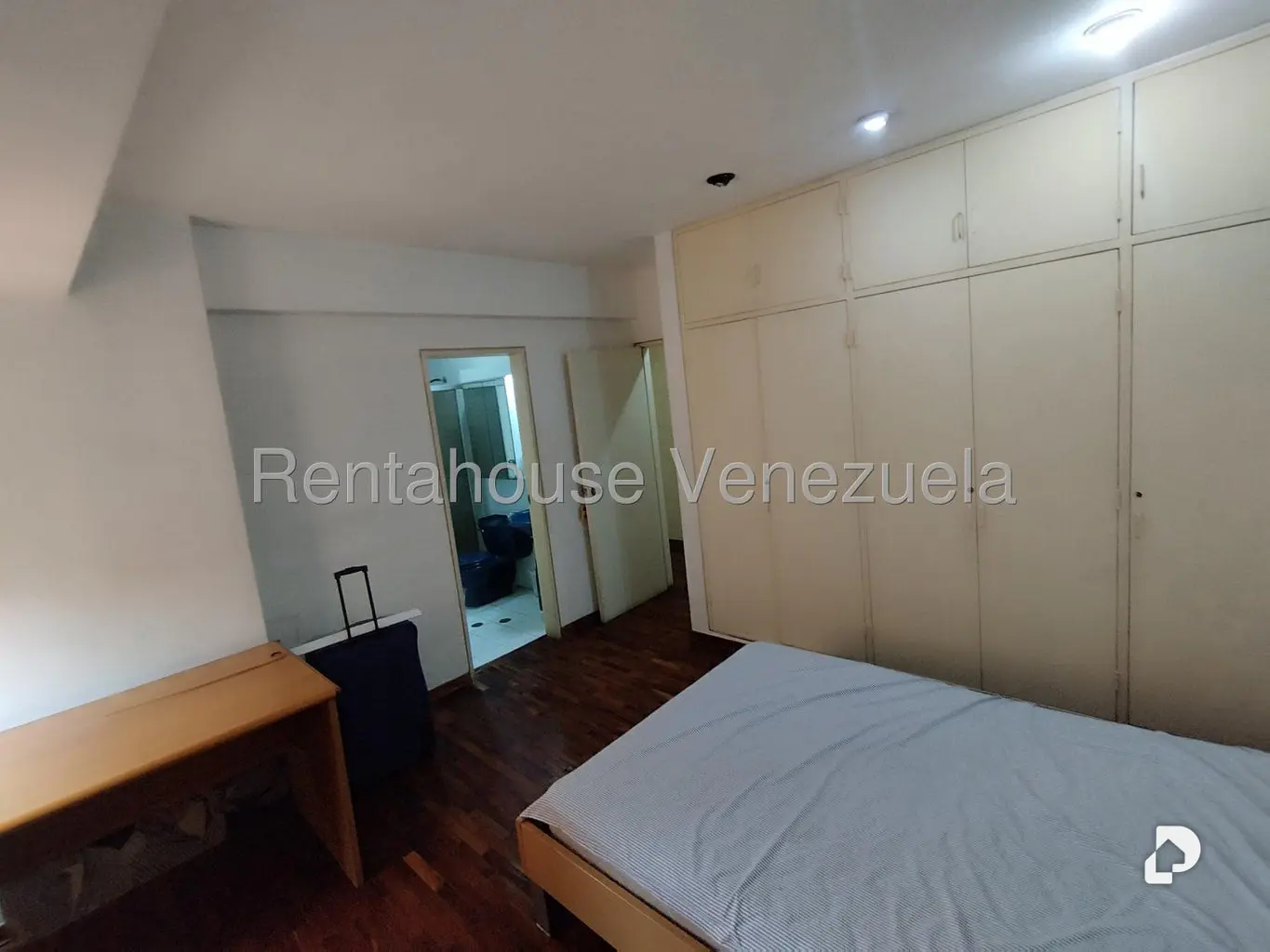 Apartamento en La Florida, Caracas – 45