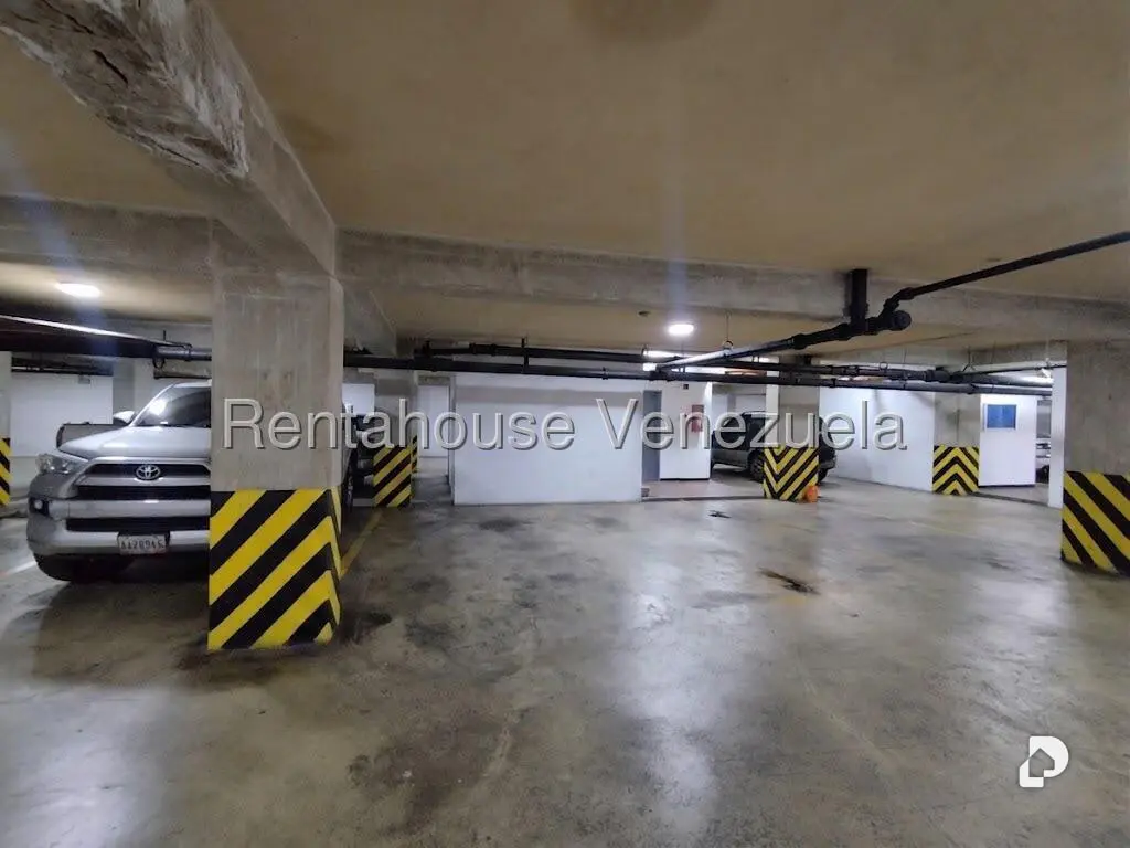 Apartamento en La Florida, Caracas – 55