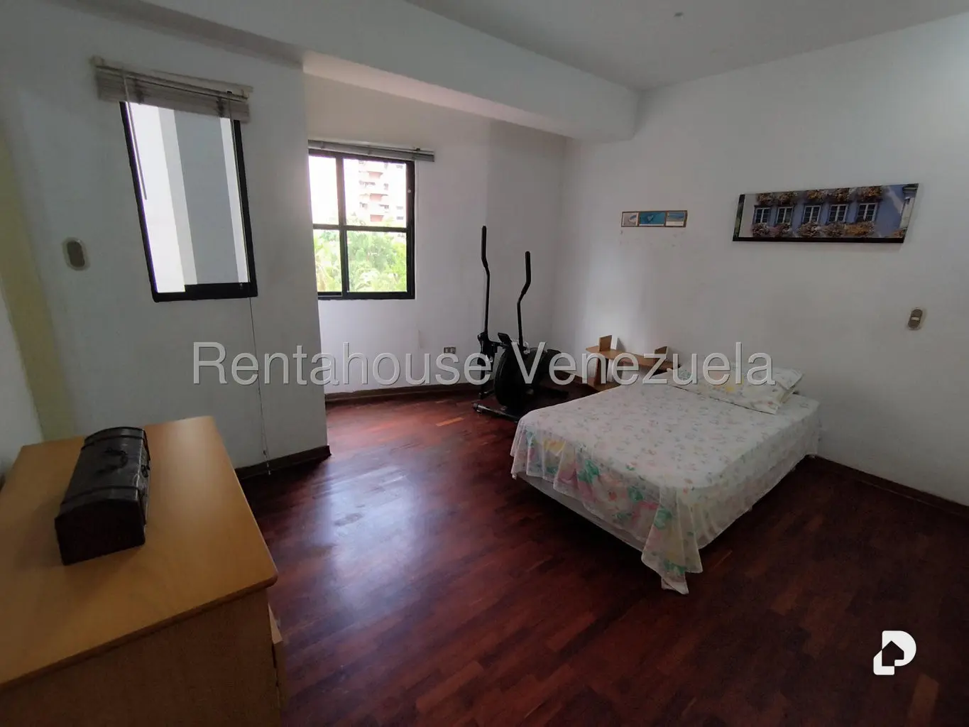 Apartamento en La Florida, Caracas – 35