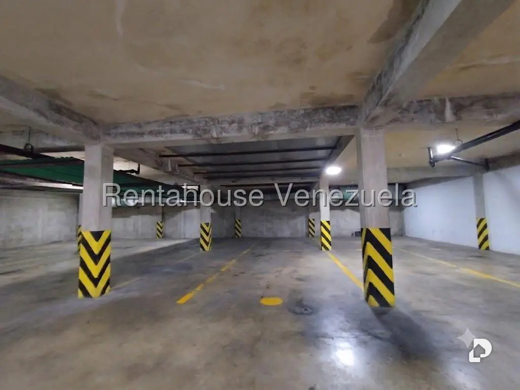 Apartamento en La Florida, Caracas – 56