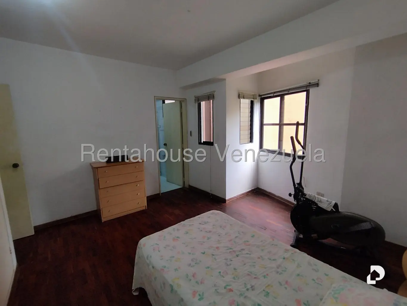 Apartamento en La Florida, Caracas – 38