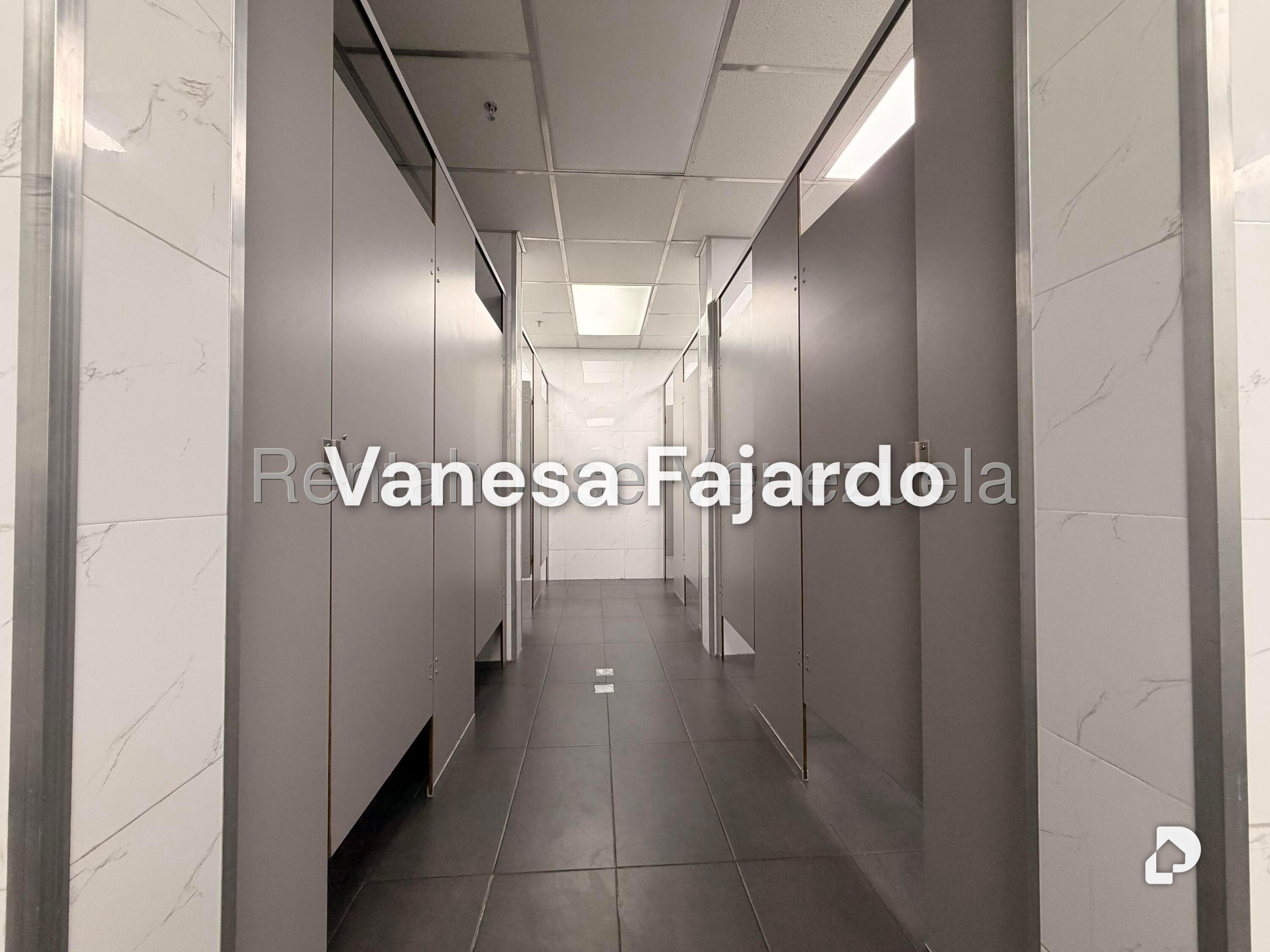 Local comercial en Las Mercedes, Caracas – 14