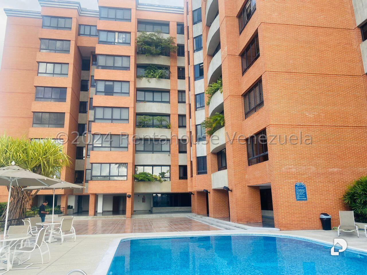 Apartamento en Lomas de Las Mercedes, Caracas – 15