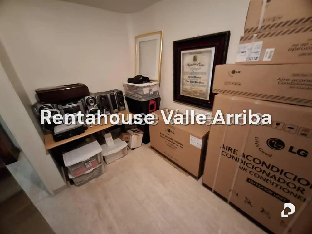 Apartamento en Las Esmeraldas, Caracas – 25