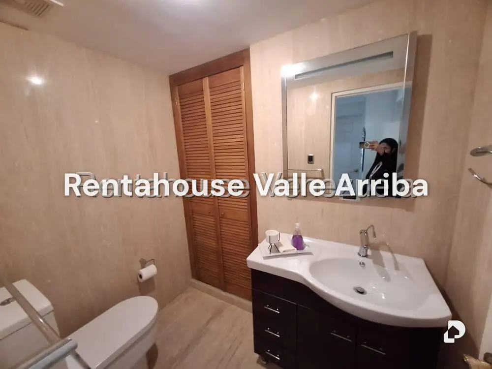 Apartamento en Las Esmeraldas, Caracas – 26
