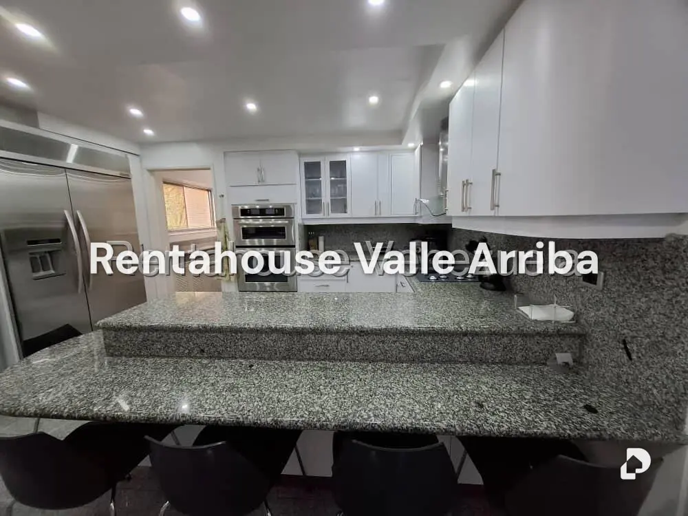 Apartamento en Las Esmeraldas, Caracas – 12