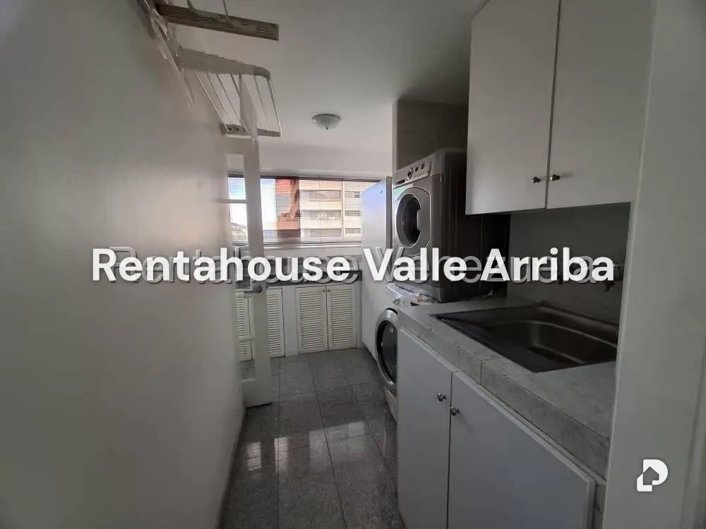 Apartamento en Las Esmeraldas, Caracas – 18