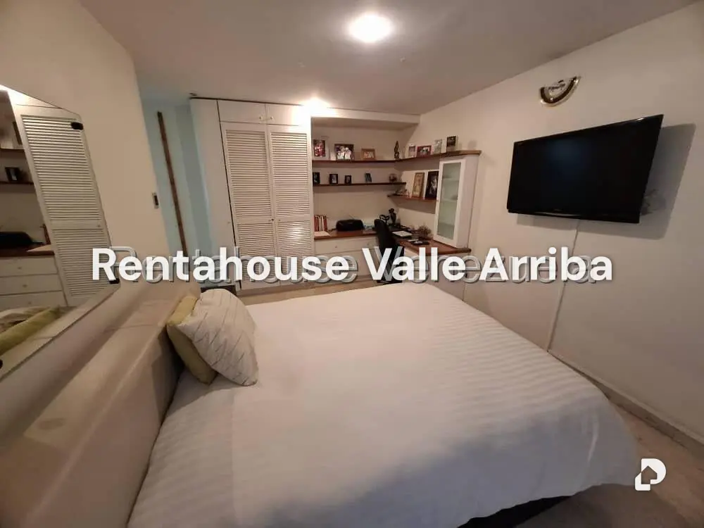 Apartamento en Las Esmeraldas, Caracas – 23