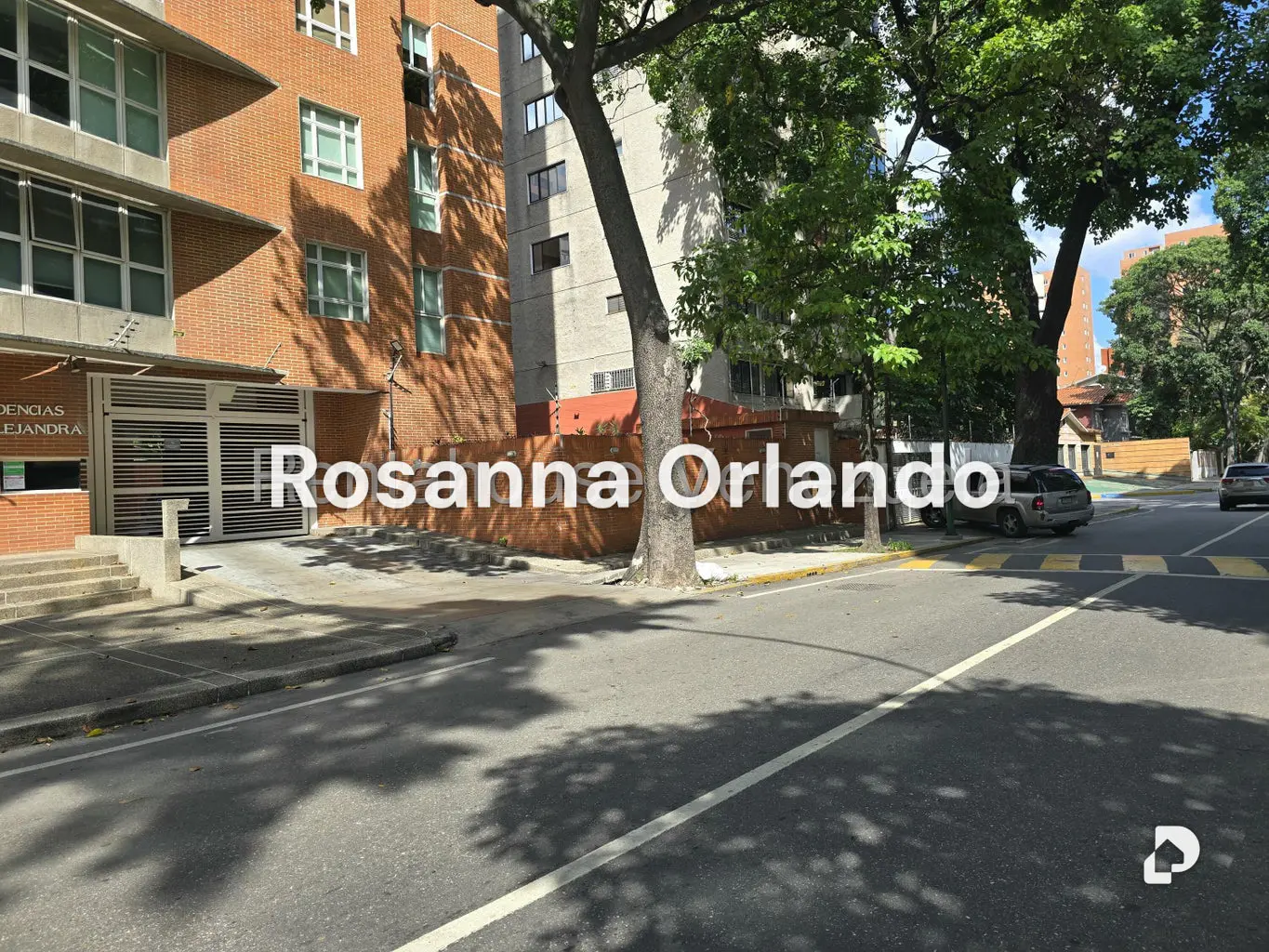 Apartamento en El Rosal, Caracas – 2