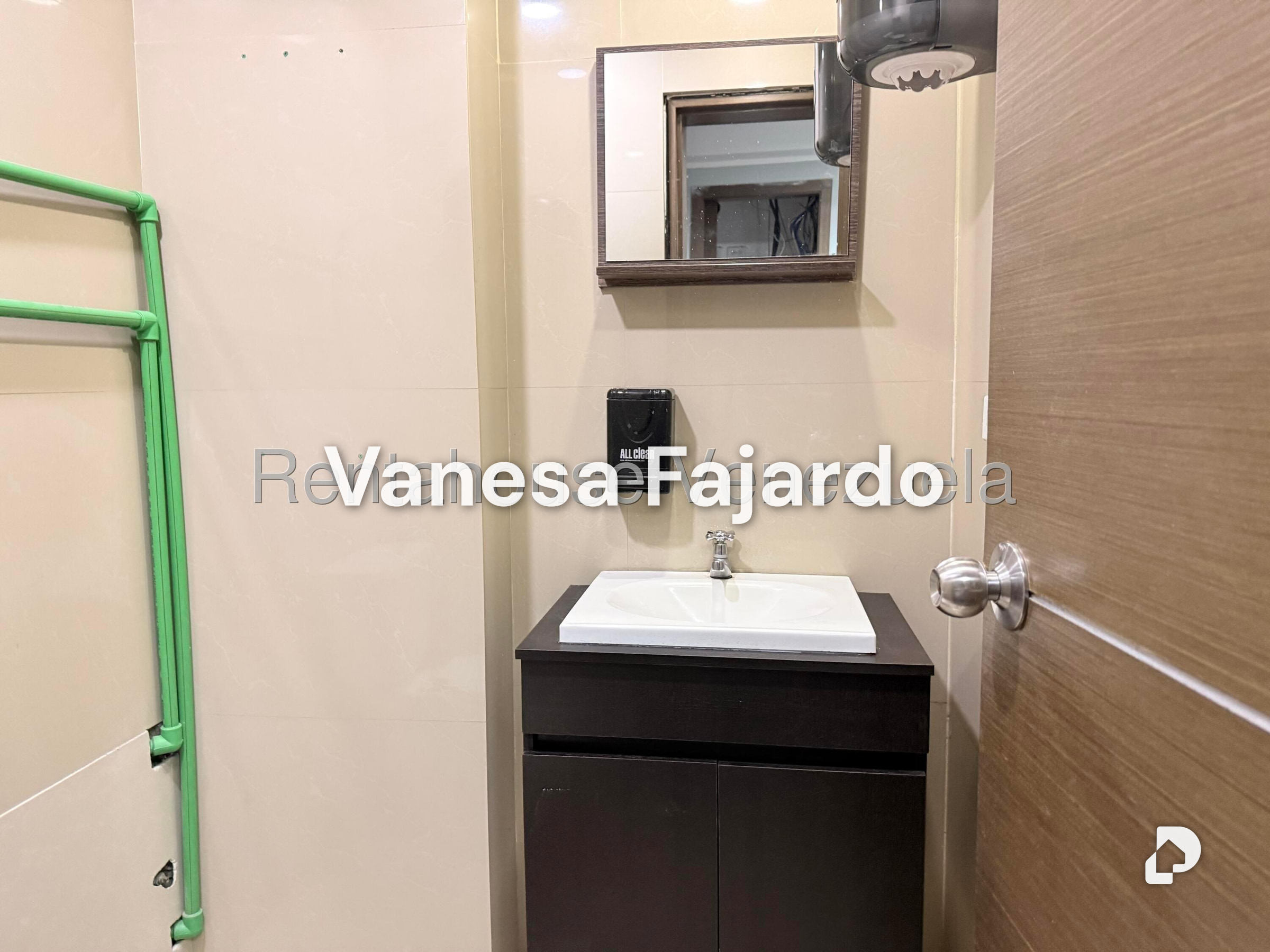 Oficina en Chuao, Caracas – 10