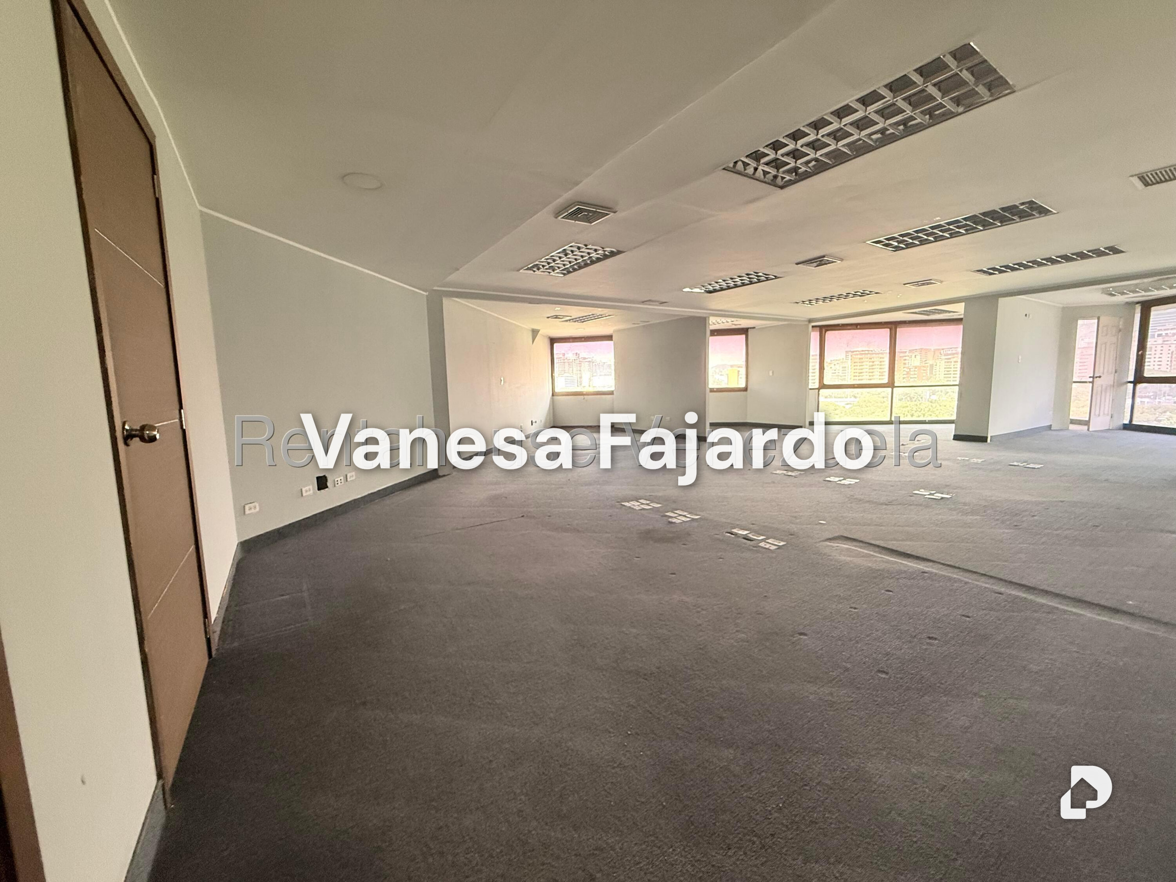 Oficina en Chuao, Caracas – 3