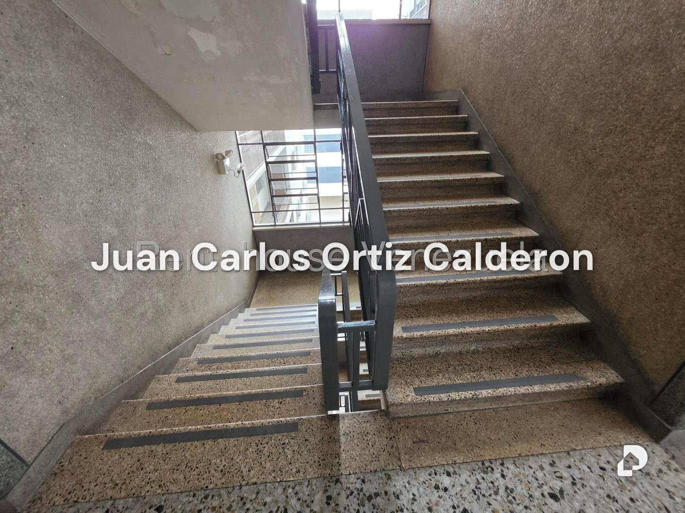 Apartamento en Altamira, Caracas – 18