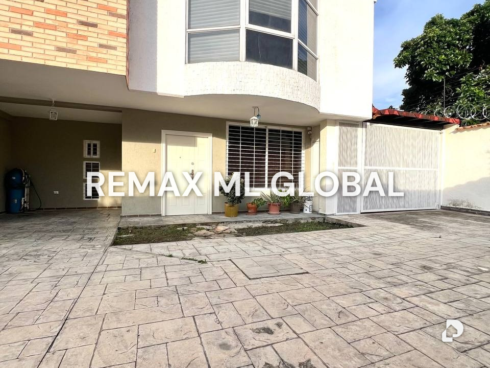 Casa en Urbanización La Floresta, Maracay – 1