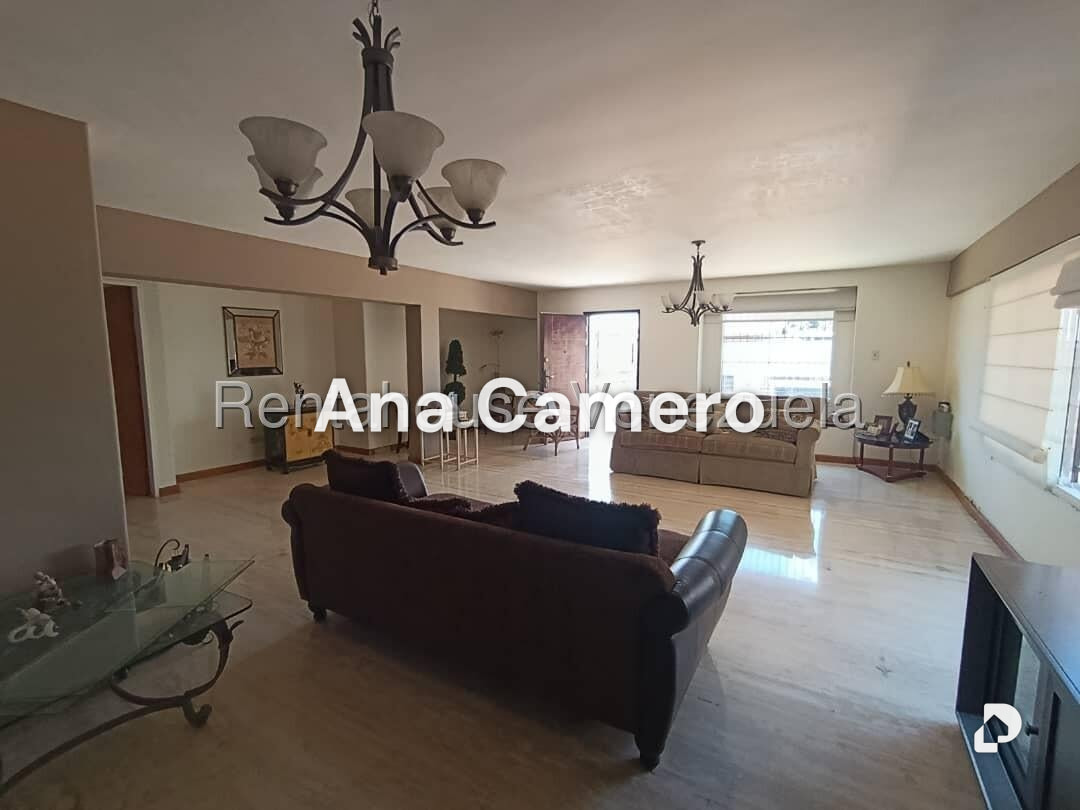 Casa en Cumbres de Curumo, Caracas – 6