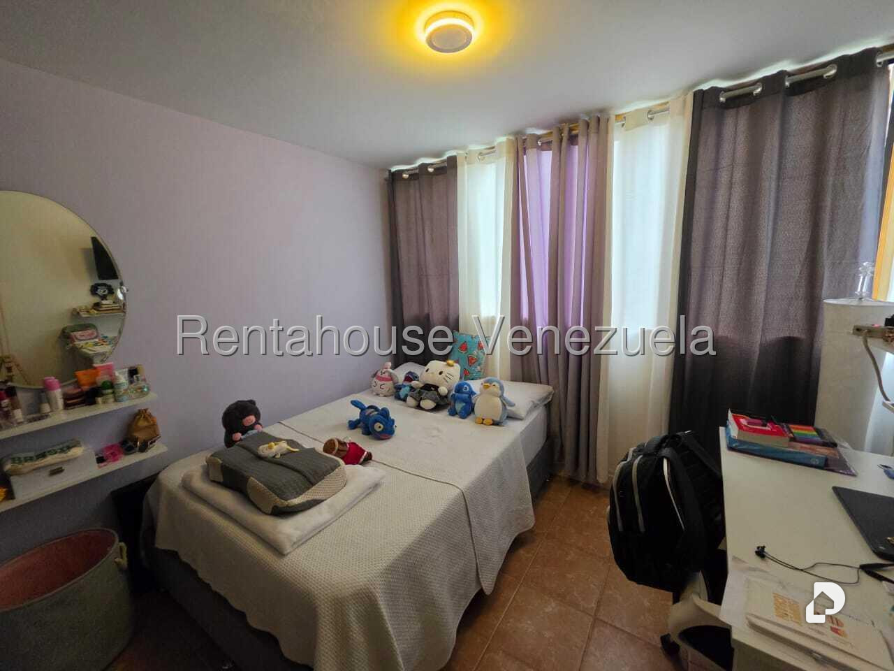 Apartamento en La Bonita, Caracas – 12
