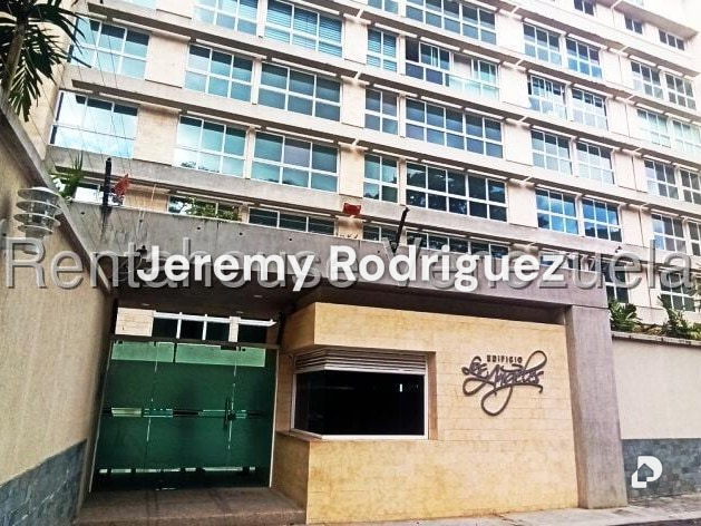 Apartment in Las Mercedes, Caracas – 2