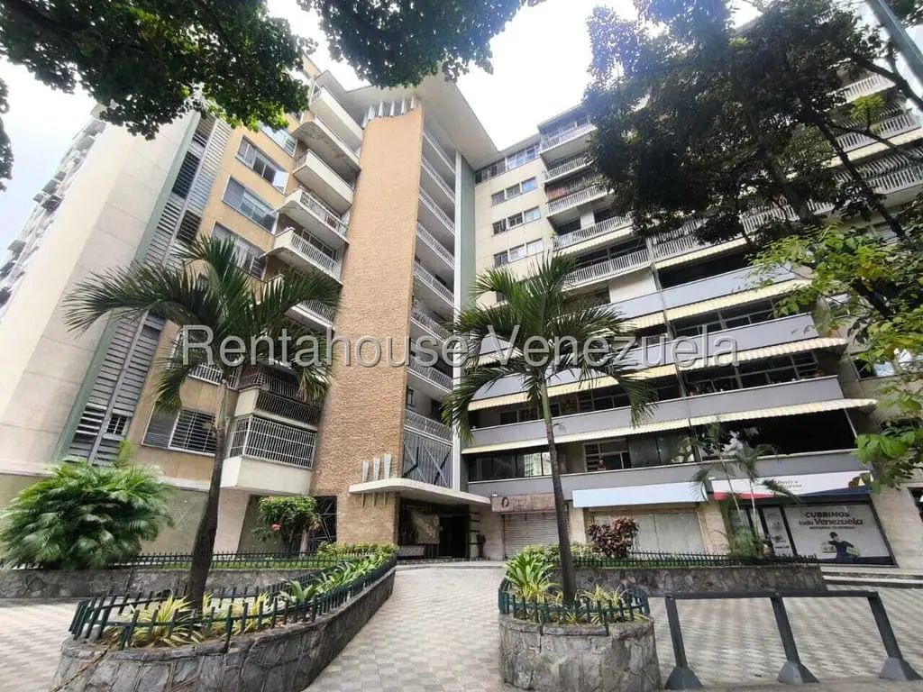 Apartamento en Altamira, Caracas - 1