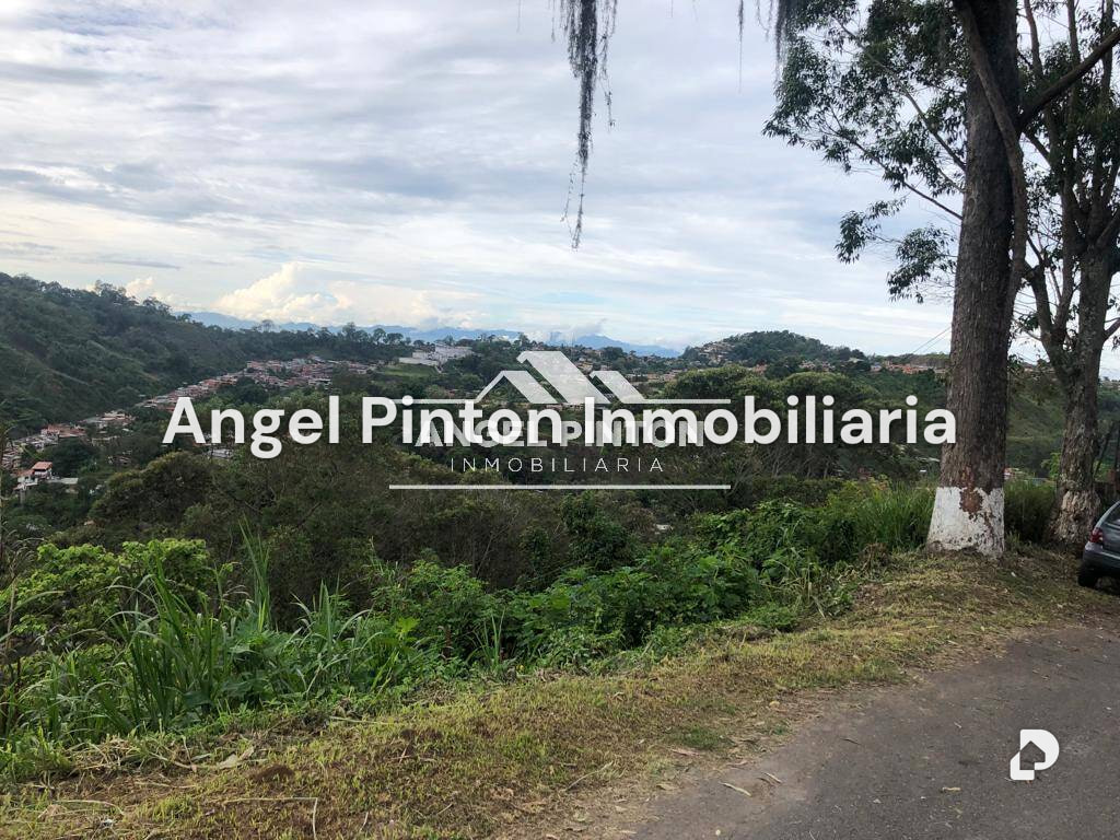 Terreno en Los Teques – 3