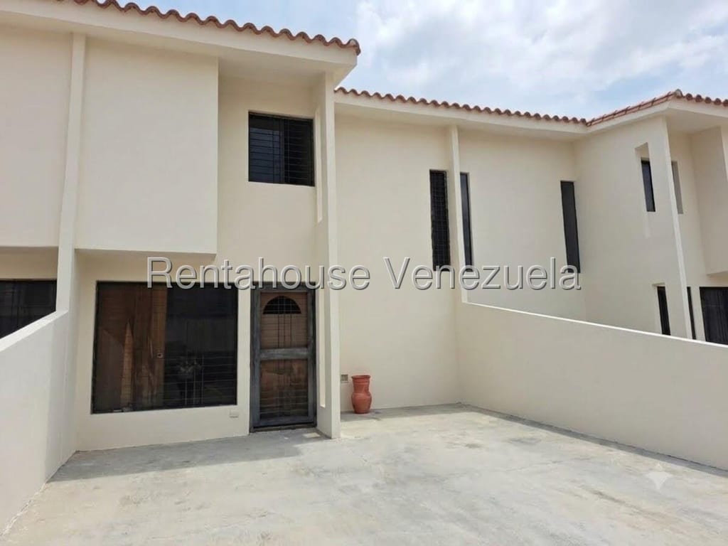 Casa en Ciudad Alianza, Guacara - 1