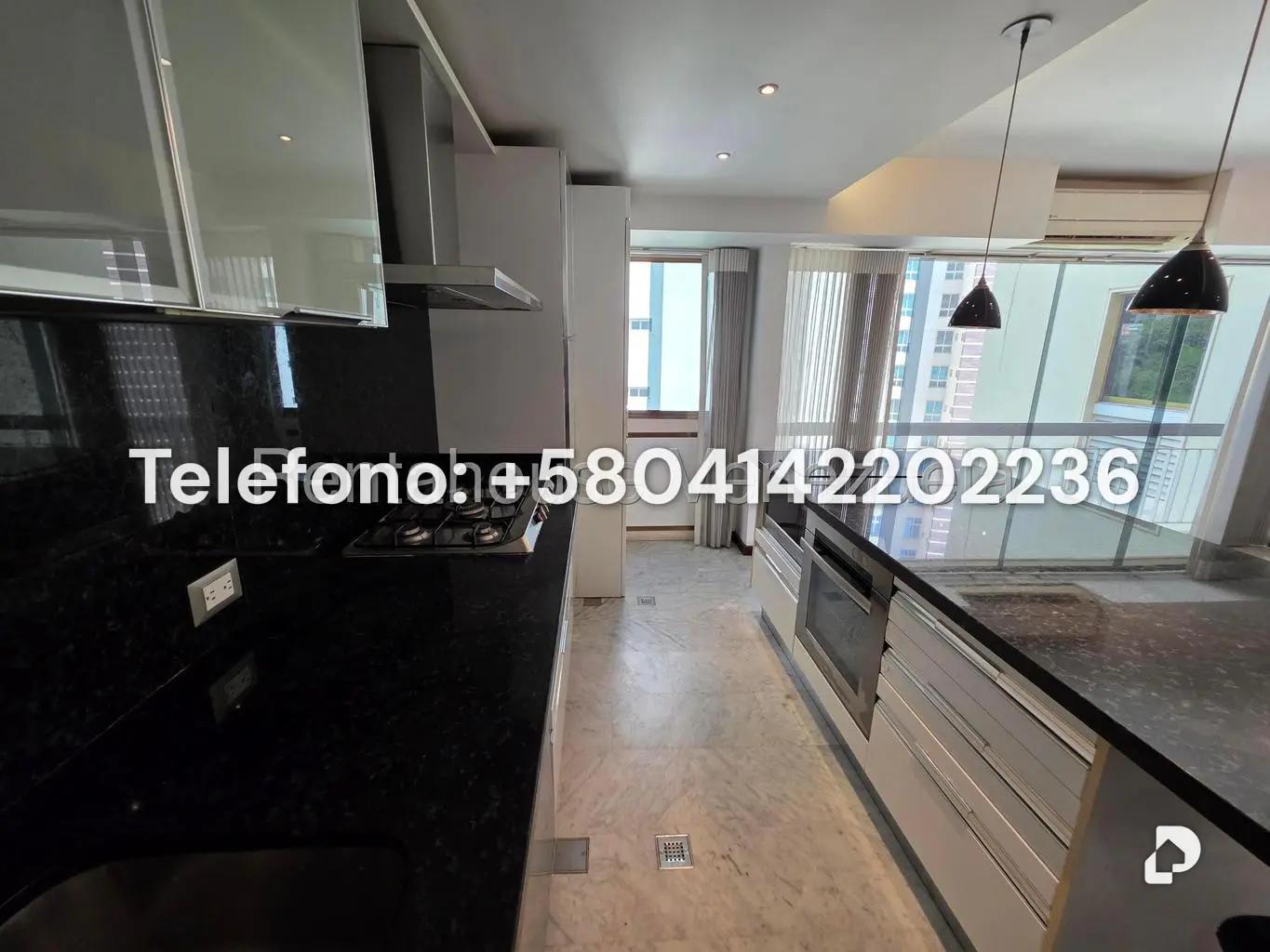 Apartamento en Campo Alegre, Caracas – 13
