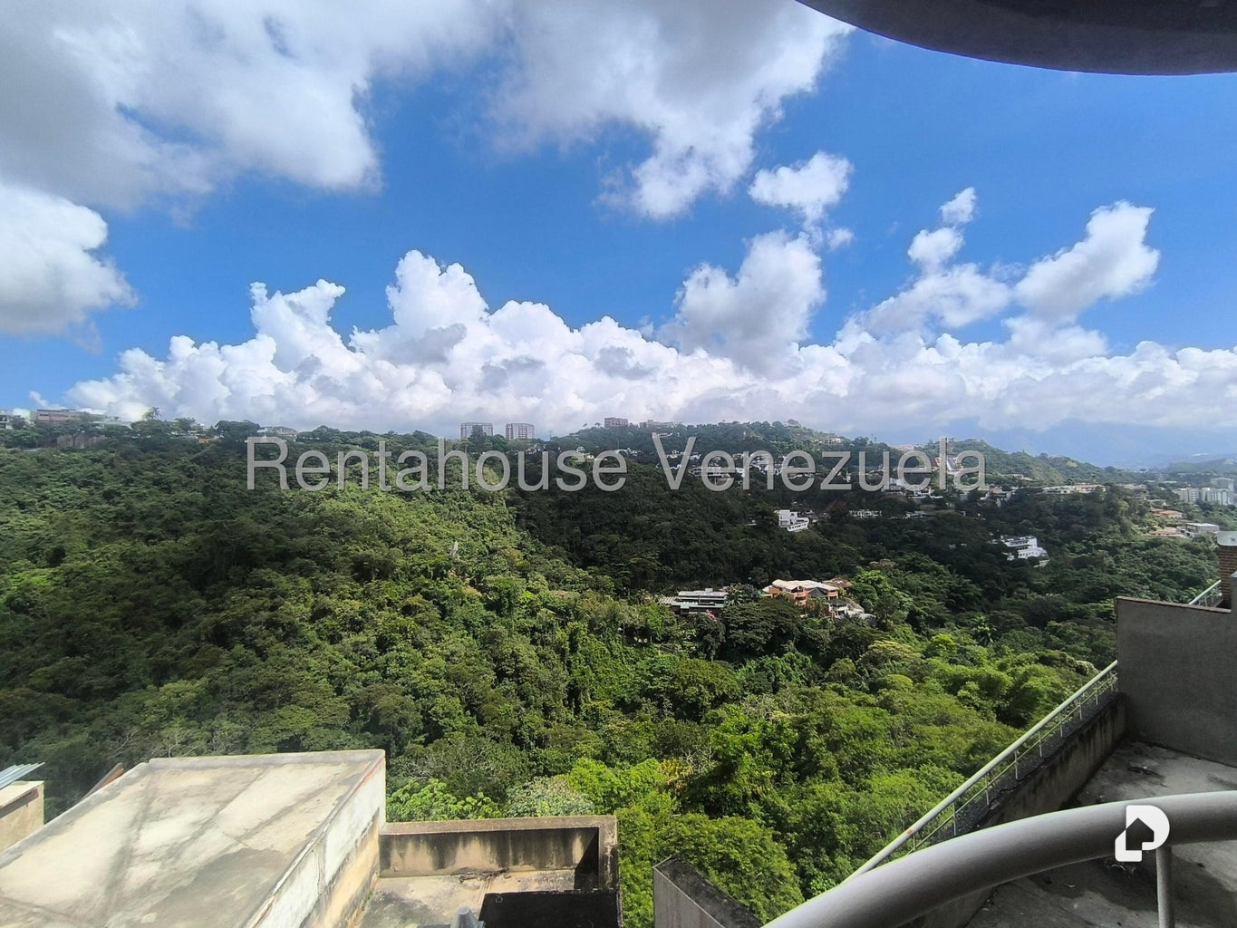 Apartamento en Los Samanes, Caracas – 18