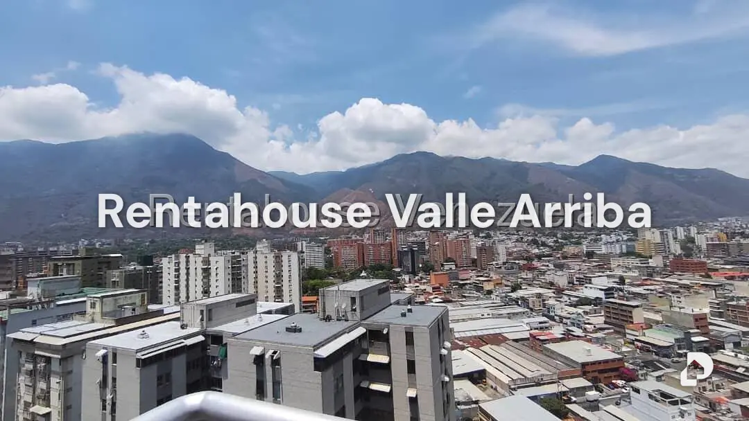 Oficina en Los Cortijos de Lourdes, Caracas – 15