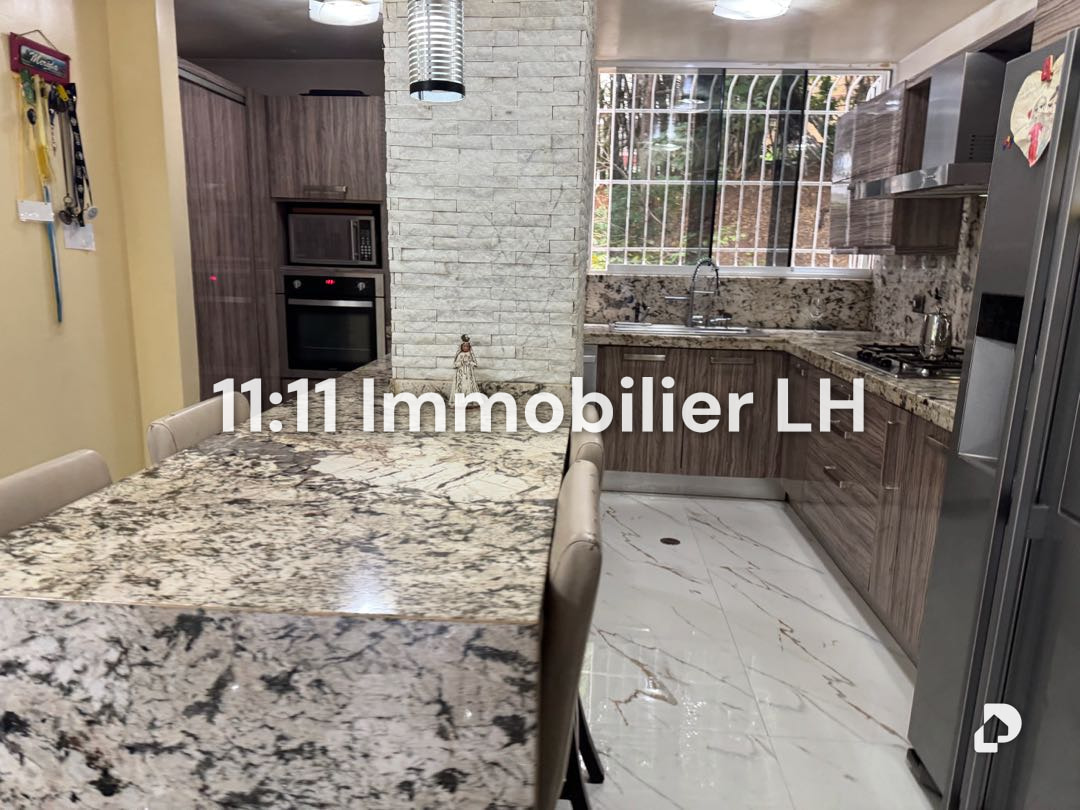 Apartment in Caracas – 9