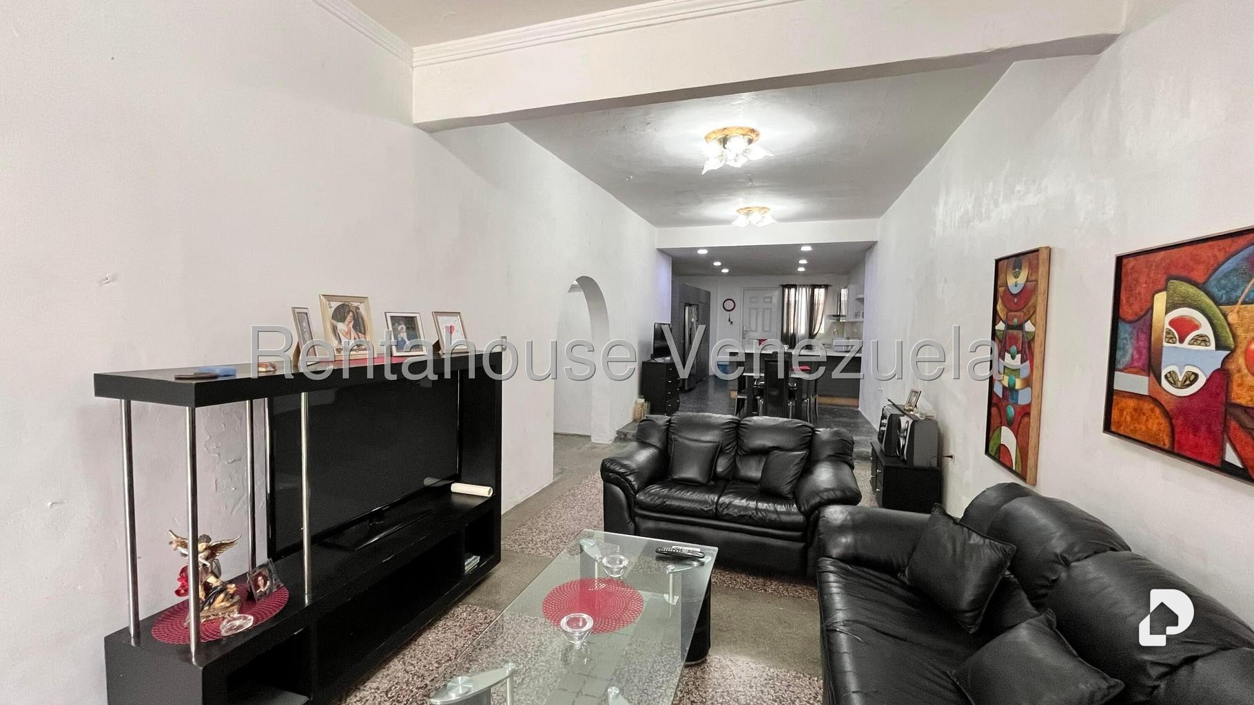 Casa en Campo Claro, Caracas – 28
