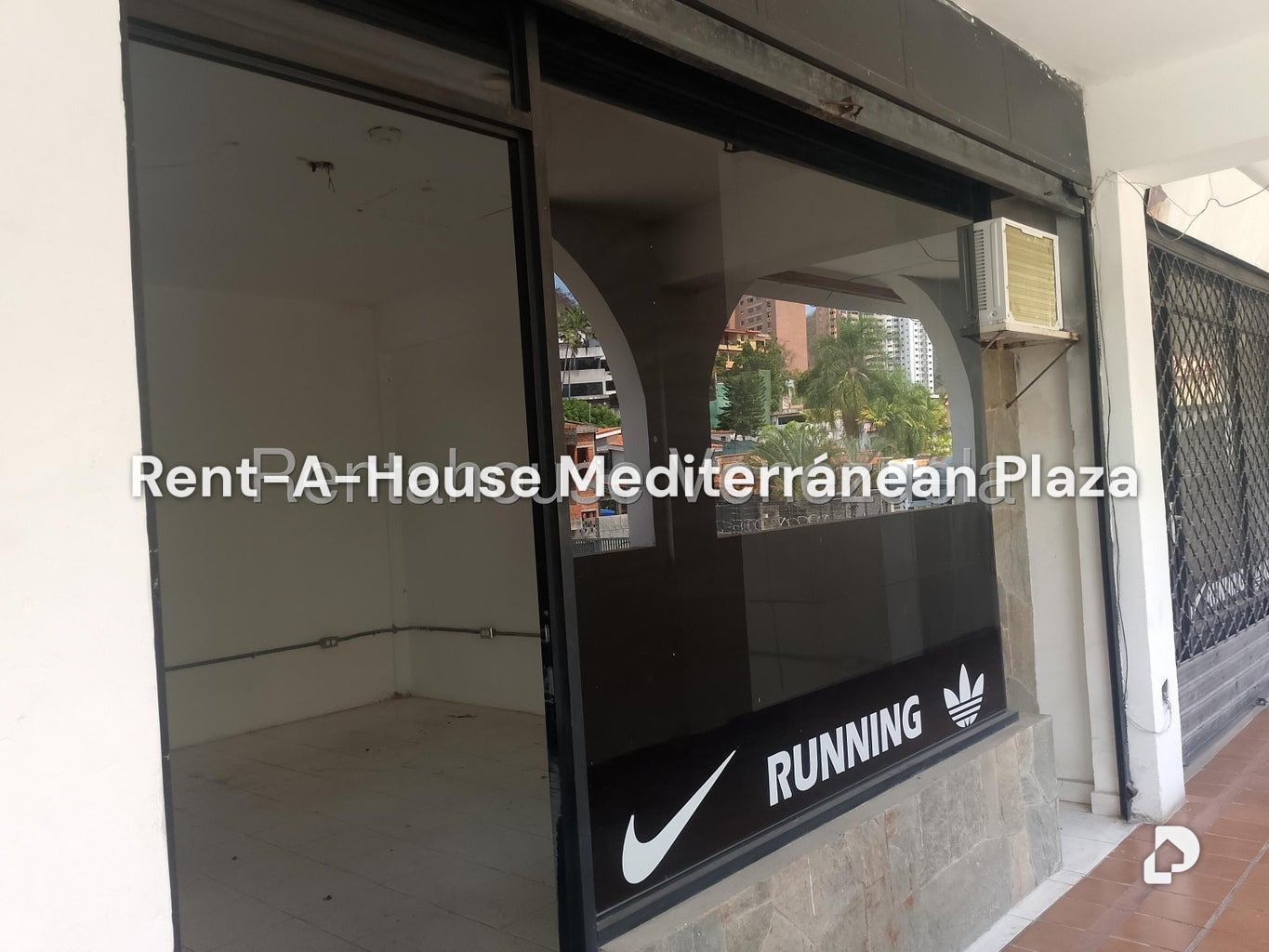 Local comercial en El Parral, Valencia – 5