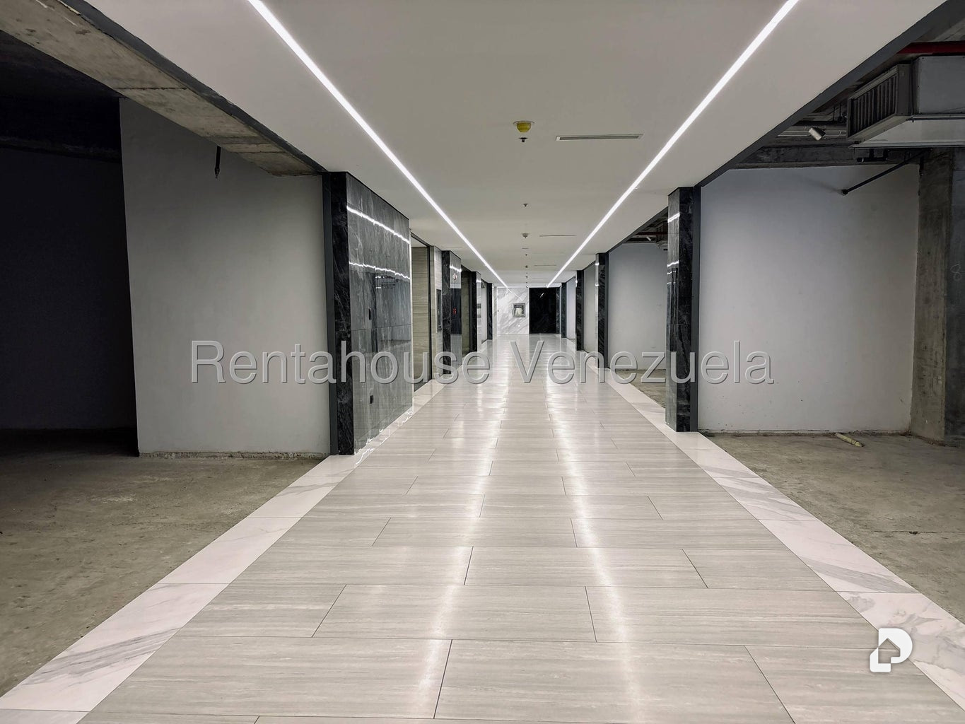 Local comercial en Campo Alegre, Caracas – 17
