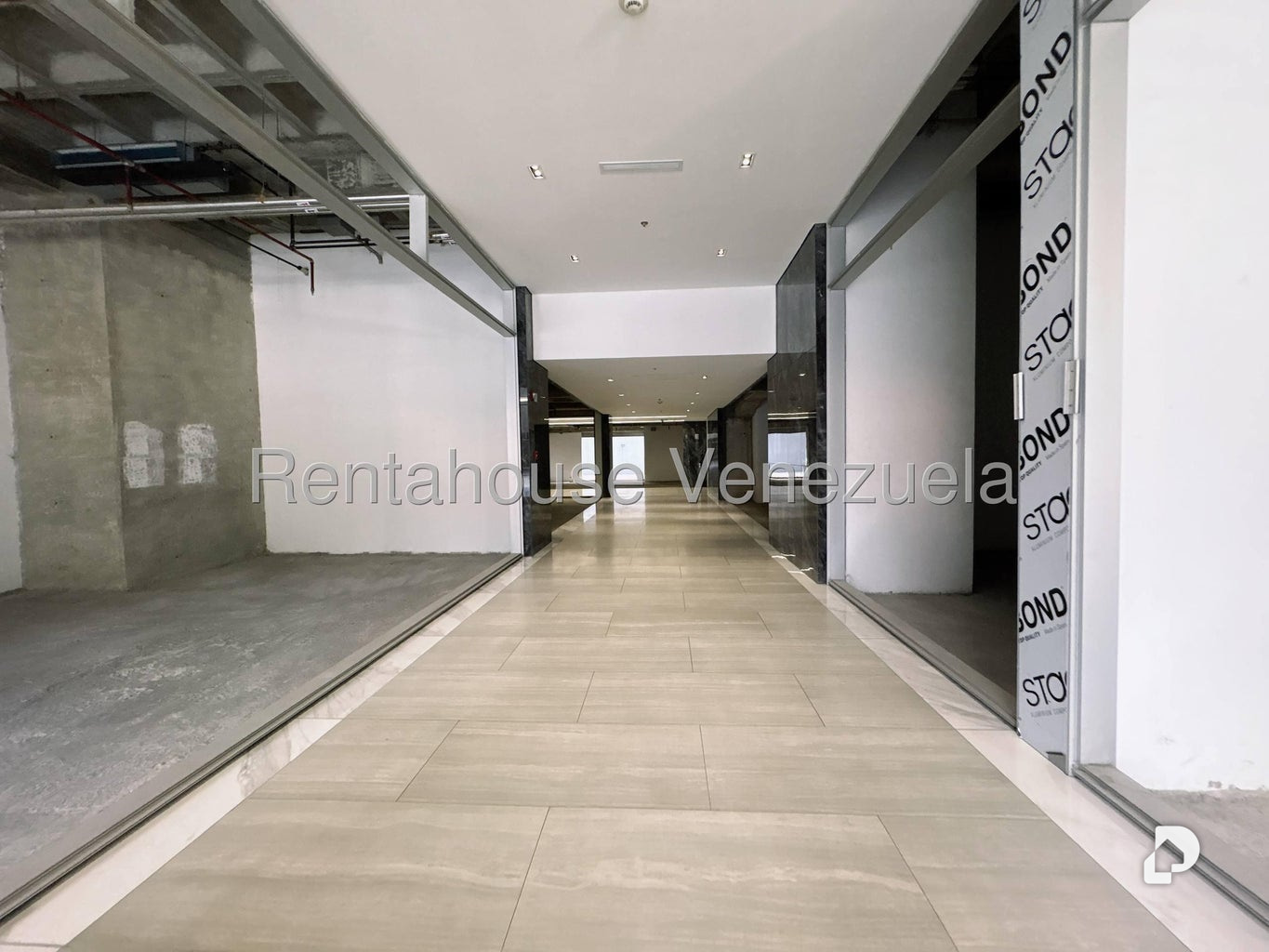 Local comercial en Campo Alegre, Caracas – 9