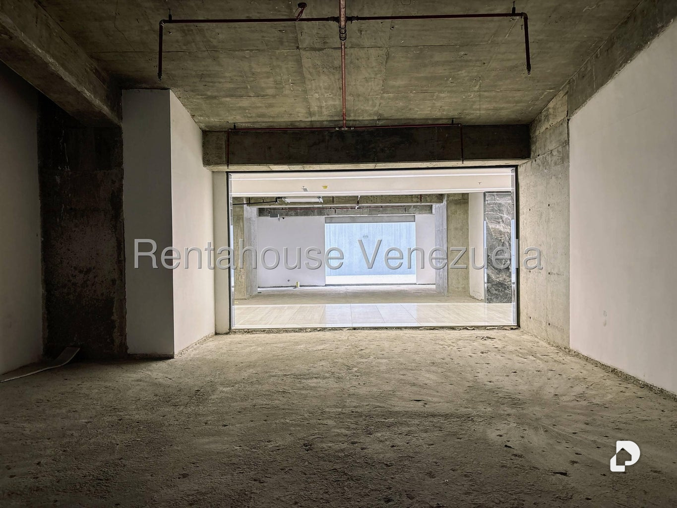 Local comercial en Campo Alegre, Caracas – 27