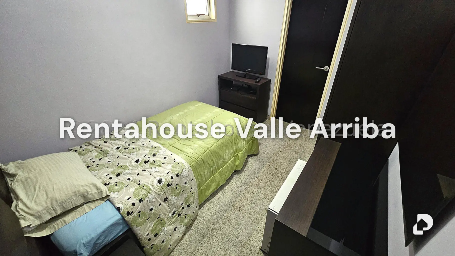Apartamento en Las Mesetas de Santa Rosa de Lima, Caracas – 25