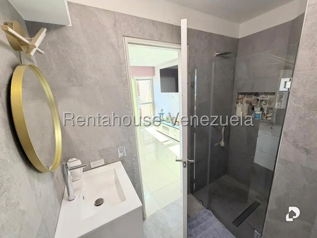 Apartamento en Maripérez, Caracas – 11
