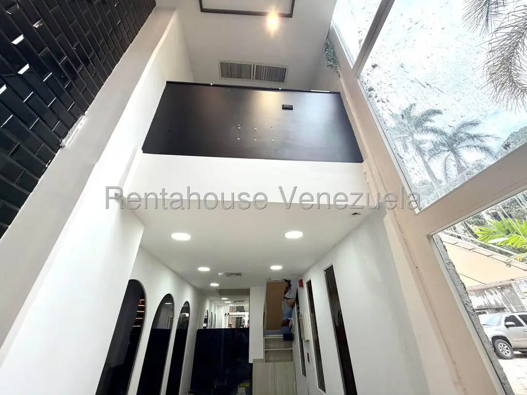Local comercial en Altamira, Caracas - 1