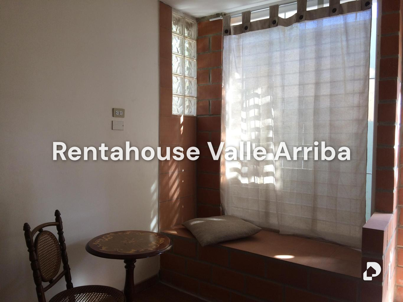 Casa en Prados del Este, Caracas – 23