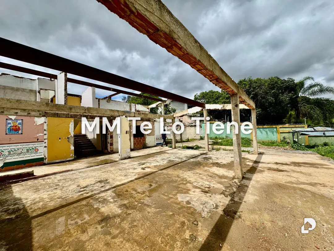 Terreno en Prados del Este, Caracas – 9