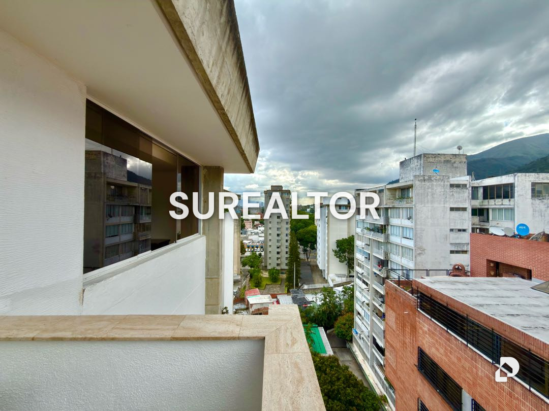 Apartamento en Los Palos Grandes, Caracas – 26