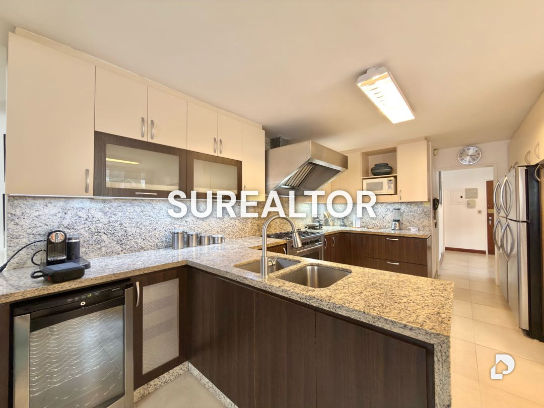 Apartamento en Los Palos Grandes, Caracas – 25