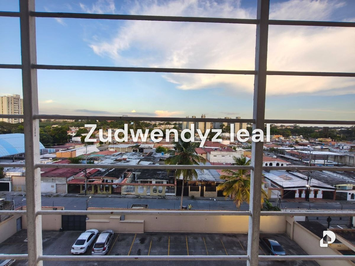 Apartamento en Av. Los Leones, Barquisimeto – 14