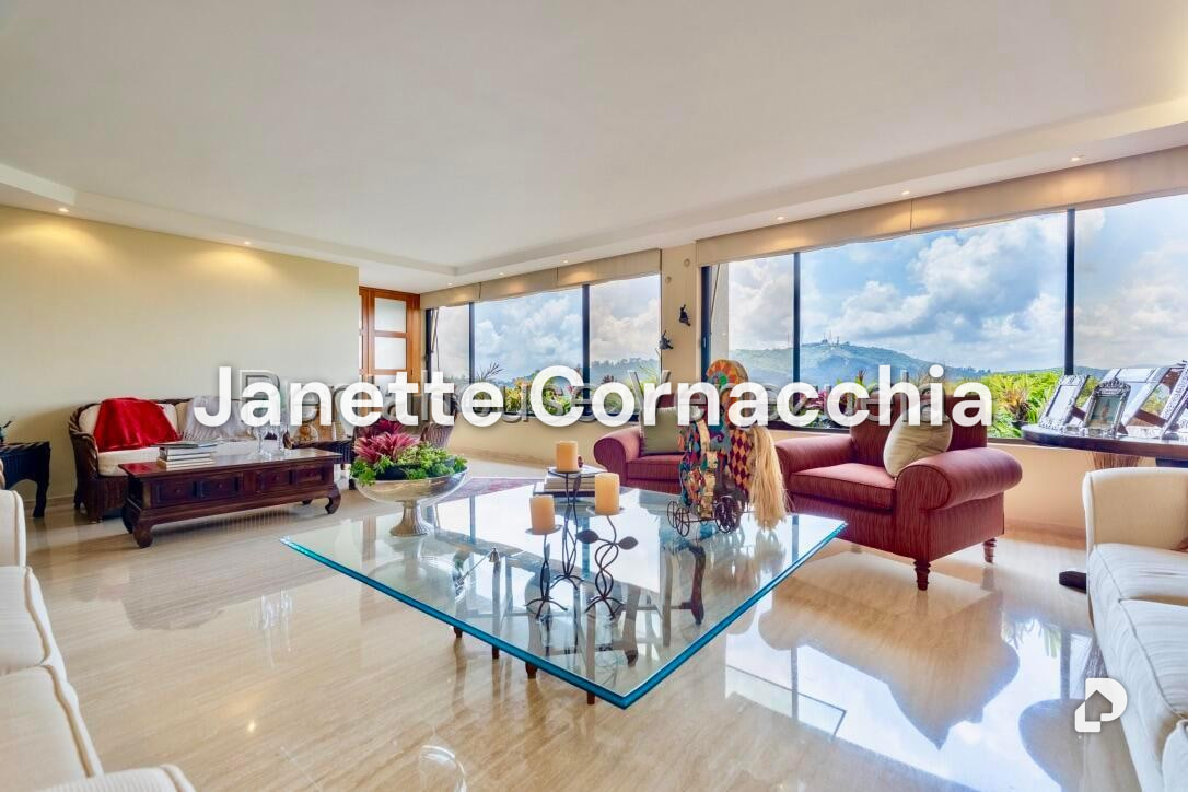 Apartamento en Alto Hatillo, Caracas – 1