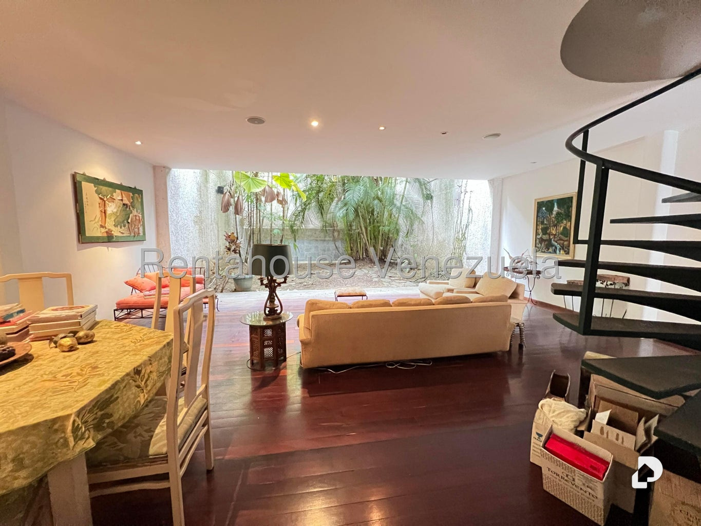 Casa en Santa Inés, Caracas – 15